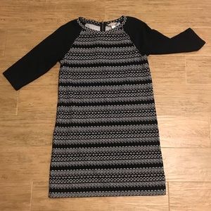 Women’s black and white 3/4 sleeve dress from Loft Outlet.  Size Small.